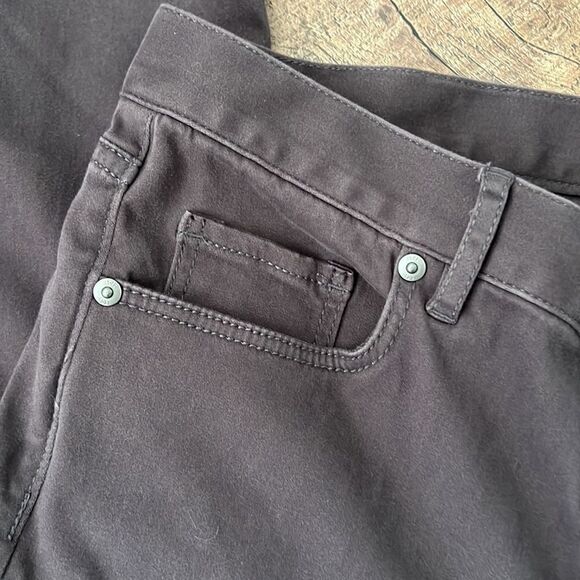 LOFT Soft touch Legging Jeans 8L Dark Grey/purple NWT🏷 has pockets! - Picture 7 of 11